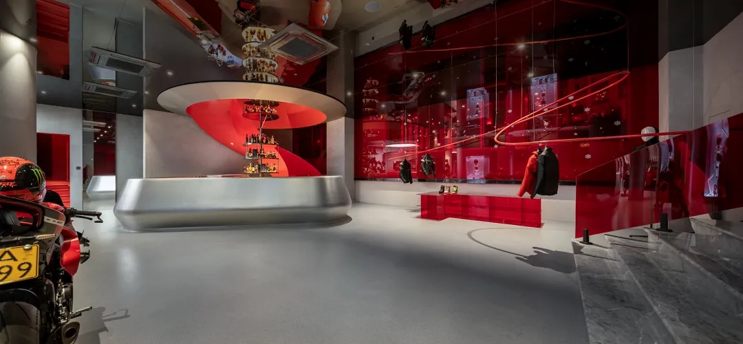 展厅设计,机车展厅,摩托车展厅设计,展厅设计案例,展厅设计方案,上海 SBK Pacing 运动展厅,上海,赵牧桓室内设计研究室