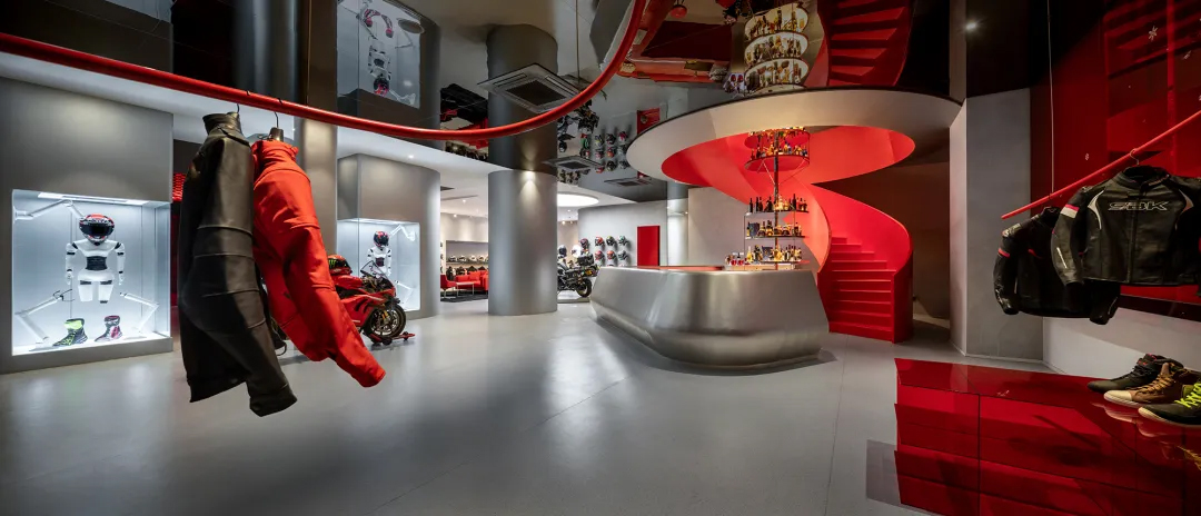 展厅设计,机车展厅,摩托车展厅设计,展厅设计案例,展厅设计方案,上海 SBK Pacing 运动展厅,上海,赵牧桓室内设计研究室