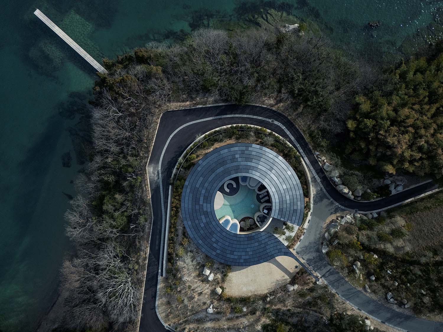 BIG,酒店设计,日本,濑户内海,NOT A HOTEL,酒店设计案例,酒店设计方案,度假酒店,精品酒店,设计酒店,极简主义酒店