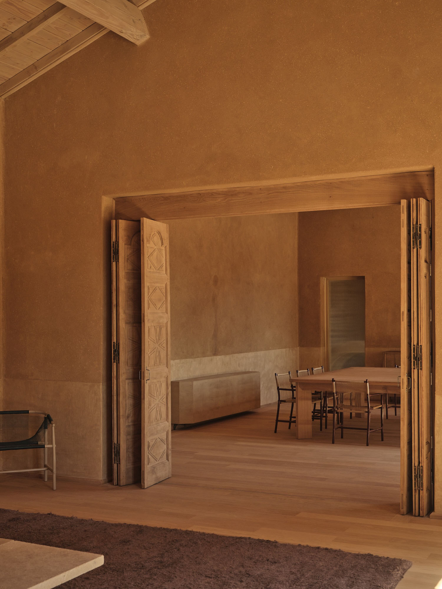 Studio Mumbai,会所设计,法国,会所设计案例,会所设计方案,酒庄改造,建筑改造,侘寂美学