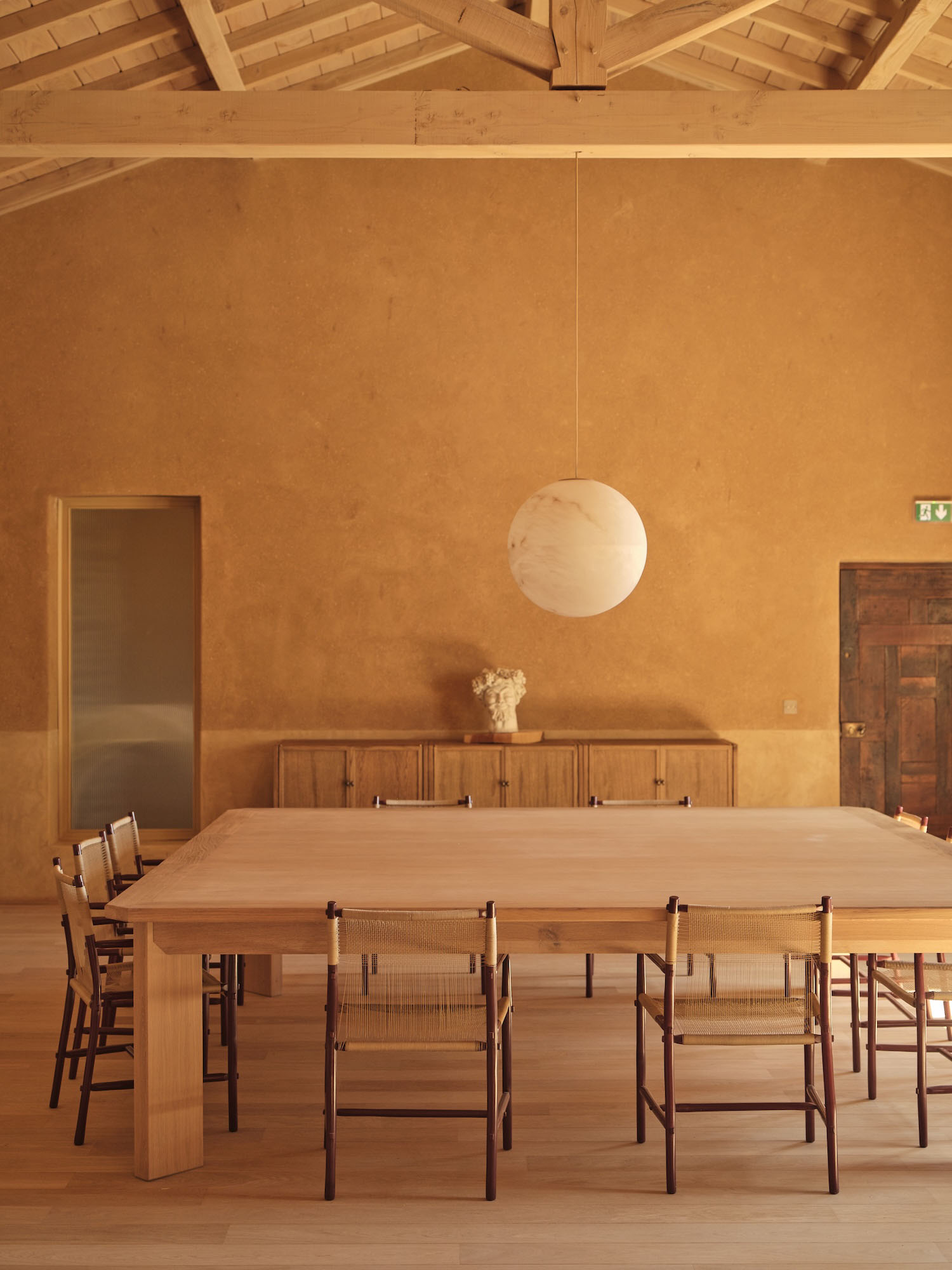 Studio Mumbai,会所设计,法国,会所设计案例,会所设计方案,酒庄改造,建筑改造,侘寂美学