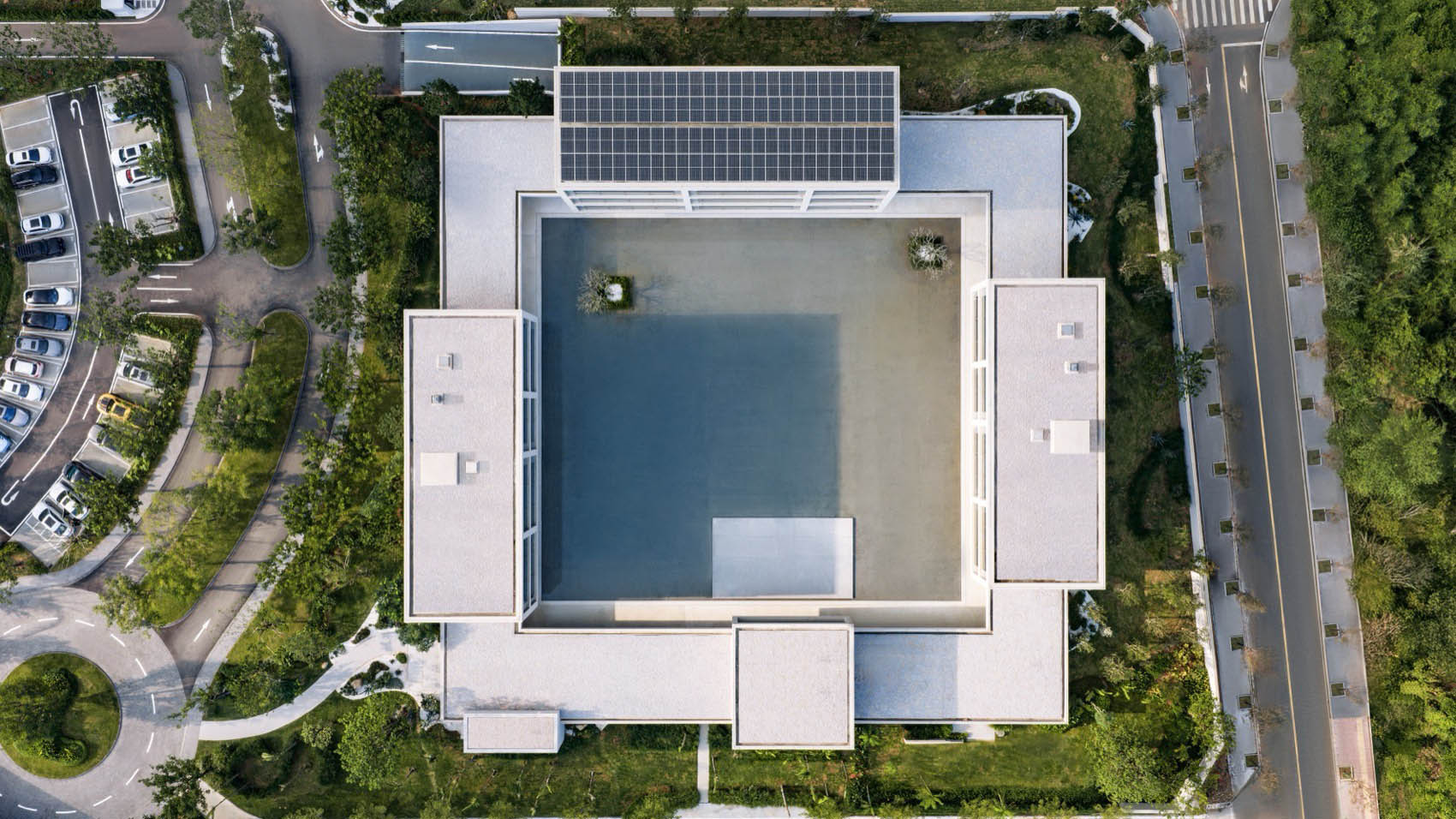 B.L.U.E.建筑设计事务所,酒店设计,青山周平,广州,酒店设计案例,酒店设计方案,度假酒店,精品酒店,设计酒店,建筑设计,酒店建筑设计,海南万宁日月湾度假酒店,海南万宁