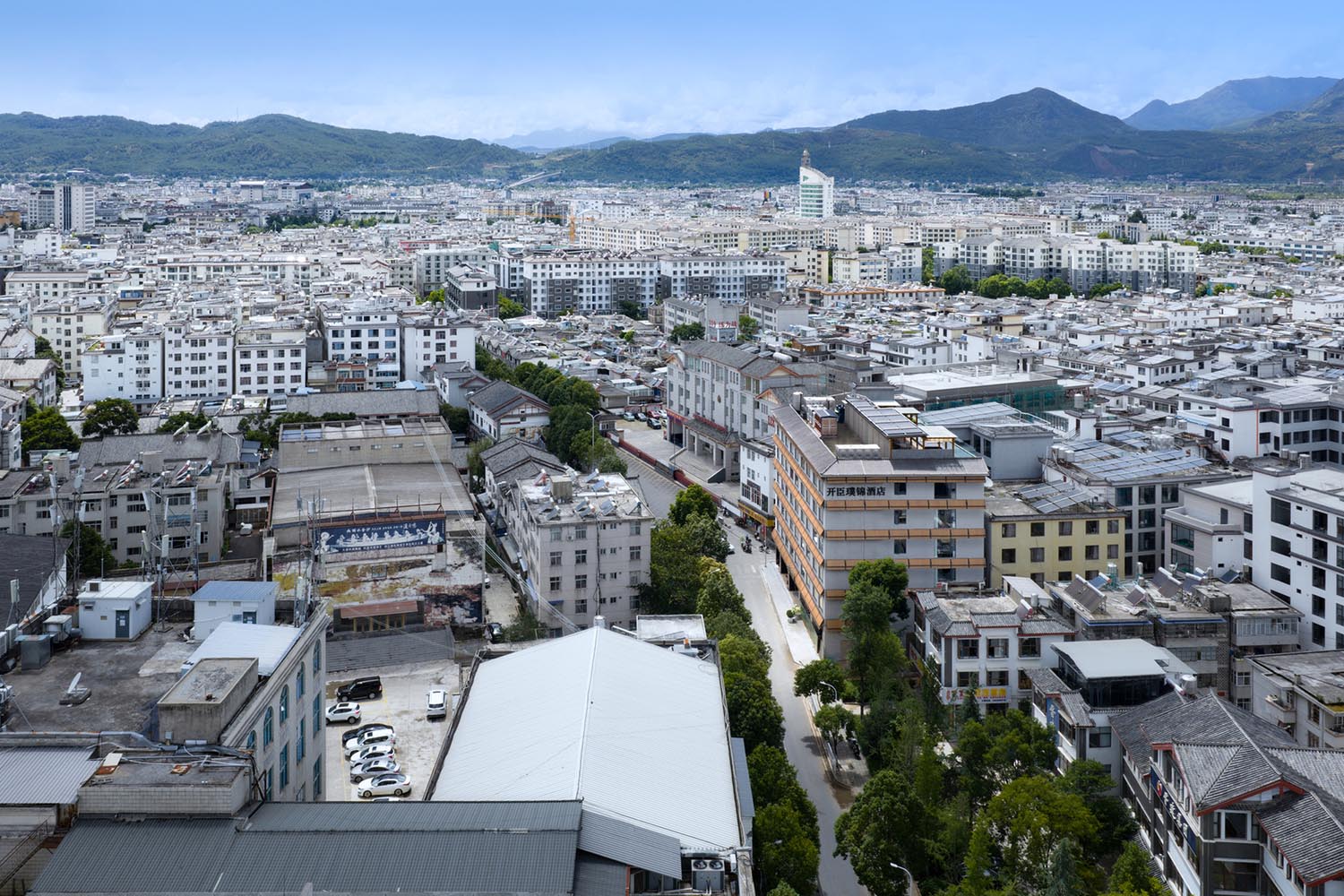 其实建筑,酒店设计,丽江,酒店设计案例,酒店设计方案,度假酒店,精品酒店,设计酒店,建筑改造,酒店建筑设计,丽江开臣璞锦酒店,开臣璞锦酒店