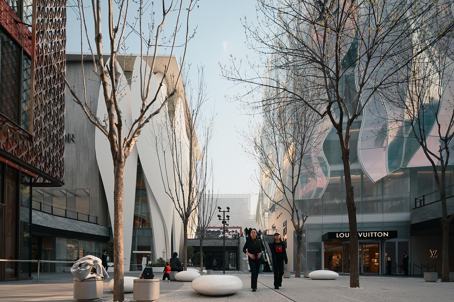 建筑改造,建筑立面改造,外立面改造,城市更新,三里屯北区城市更新：全球旗舰集群的系统化提升,北京三里屯,中国建筑科学研究院